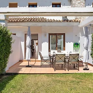 https://casa-poniente-en-playa-fuente-del-gallo.es-andalucia.com
